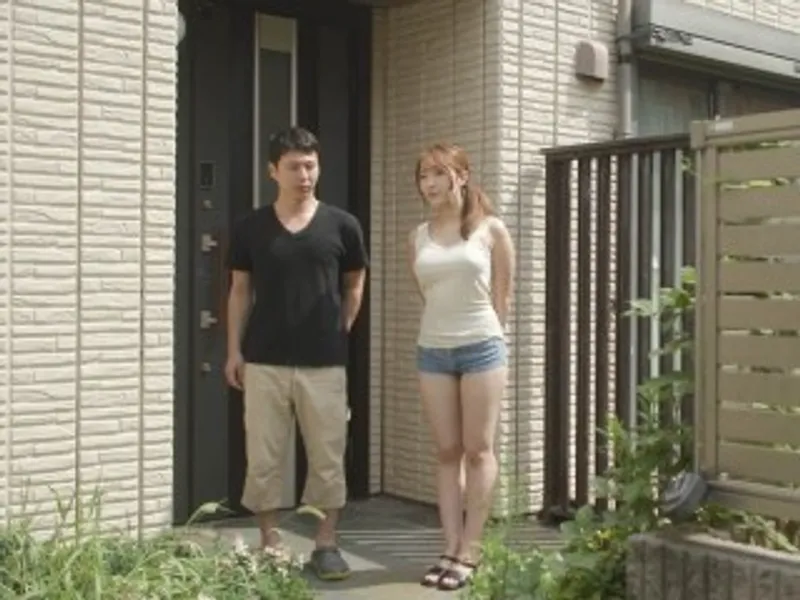 Quan hệ cô bạn gái cũ thời thơ ấu