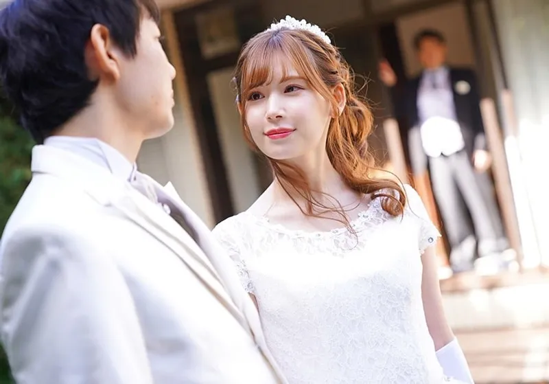 Bố ông xã nện người tình của con trai ngay sau lễ cưới của con trai