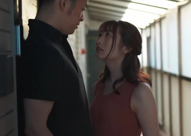 Vợ mang thai, tôi bị gợi cảm bởi vợ yêu nhà sát bên thường ở nhà một mình