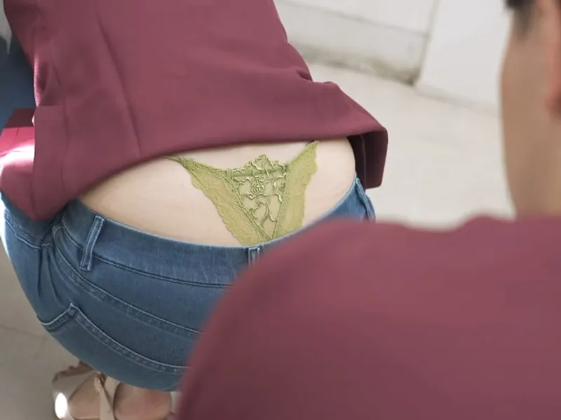 Nắc đồng nghiệp nữ làm chung công ty mông to đã có chồng